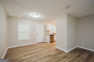 15 Whitehead Ct in Covington, GA - Building Photo - Building Photo