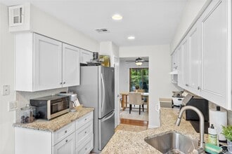 25 Jeremy Cir in Nesconset, NY - Building Photo - Building Photo
