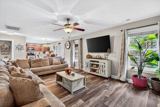 307 Brunswick Dr in Jacksonville, NC - Building Photo - Building Photo