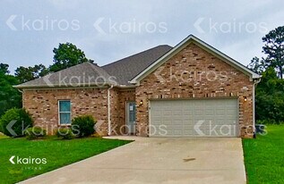 14687 Griffin St in Tuscaloosa, AL - Building Photo