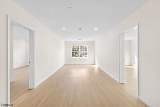 70 Ridgedale Ave in Morristown, NJ - Building Photo - Building Photo