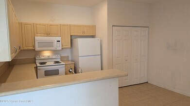 826 Middleton Dr SW in Vero Beach, FL - Building Photo - Building Photo