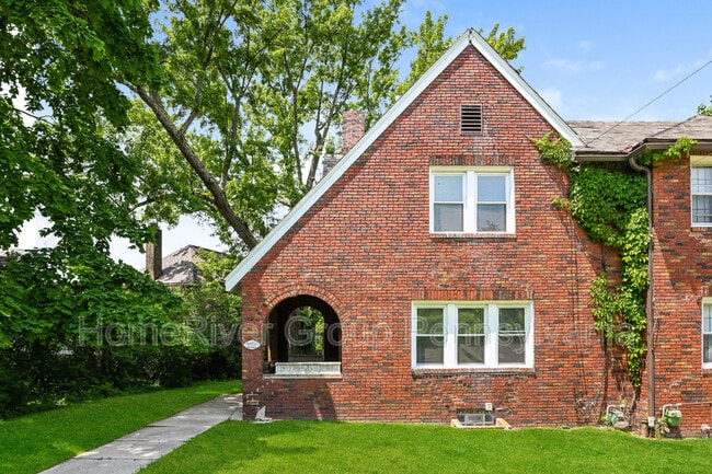 property at 3025 Norwood Ave