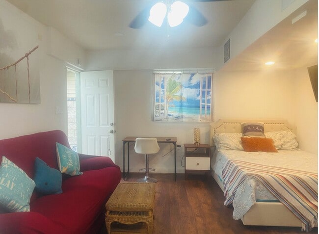 604 17th St in Huntington Beach, CA - Building Photo - Building Photo