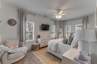 Mitchell Yards in Fayetteville, AR - Foto de edificio - Building Photo