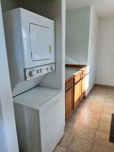 282 NE 4th St in Gresham, OR - Foto de edificio - Building Photo