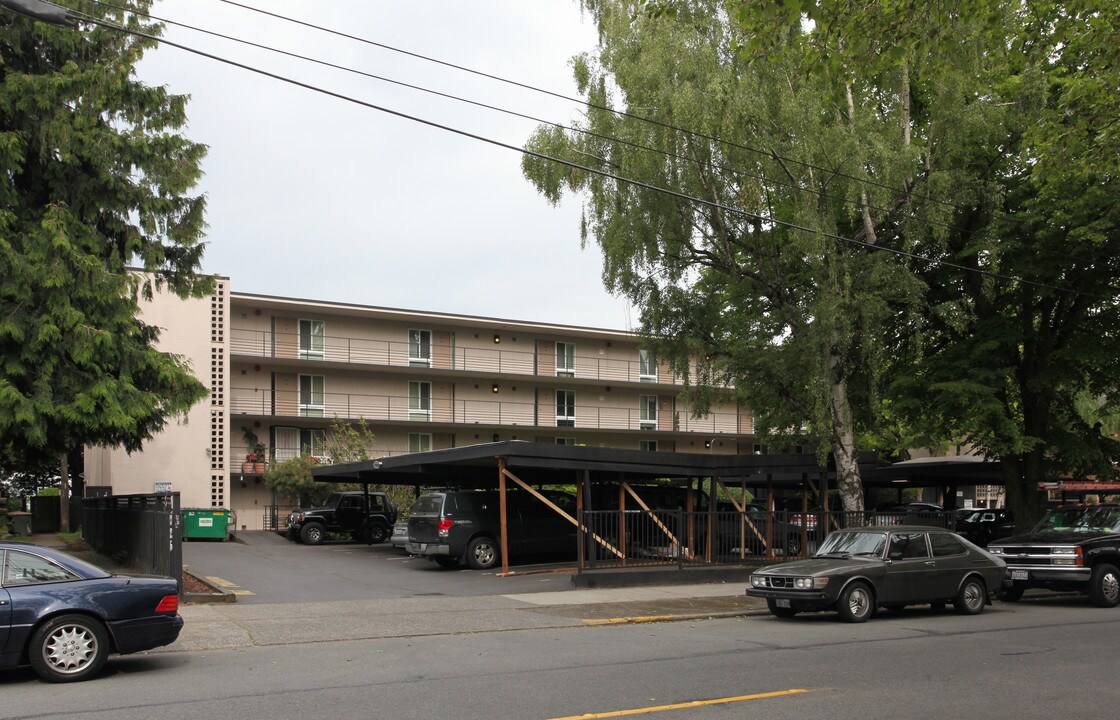 Mark Spencer Apartments in Seattle, WA - Foto de edificio