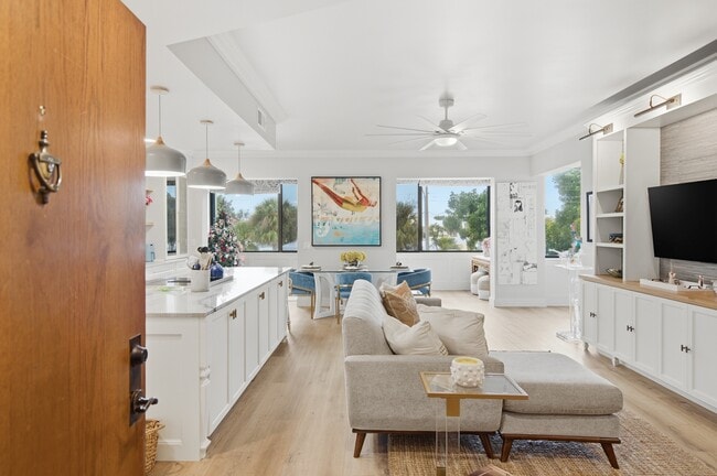 property at 150 SE Four Winds Dr