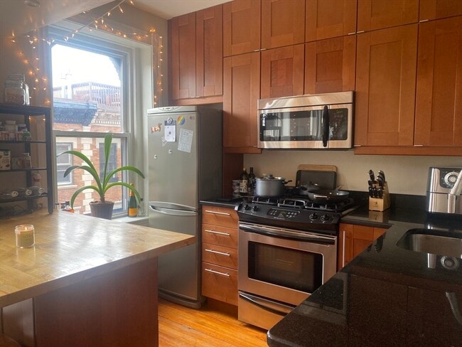 50 Revere St in Boston, MA - Building Photo - Building Photo