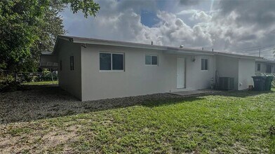3141 NW 14th St in Fort Lauderdale, FL - Building Photo - Building Photo