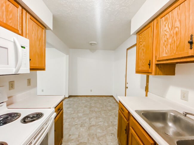 Southfork Apartments in West Lafayette, IN - Building Photo - Building Photo