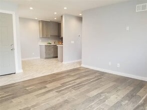 142 E Jackson St in Rialto, CA - Building Photo - Building Photo
