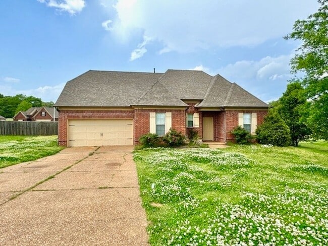 4904 Richard Pl Cove