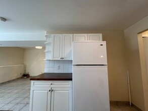 1293 Tercel Crt in Coquitlam, BC - Building Photo - Building Photo