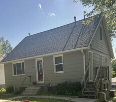 4201 S 52nd St in Lincoln, NE - Building Photo