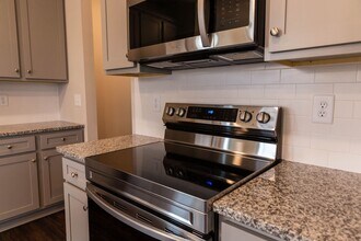 2137 Birch Mountain Run in Gainesville, GA - Building Photo - Building Photo
