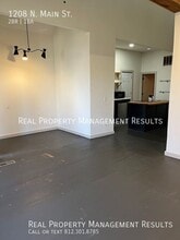 1208 N Main St in Evansville, IN - Building Photo - Building Photo