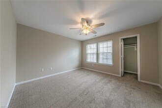 108 White Cedar Ln in Yorktown, VA - Building Photo - Building Photo