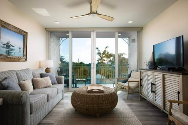 3635 Seaside Dr in Key West, FL - Building Photo - Building Photo