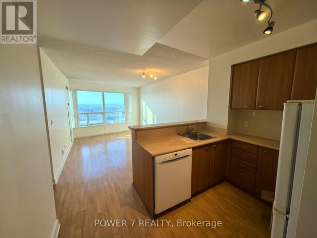 38-2338 Lee Centre Dr
