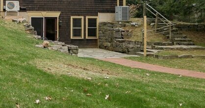 73 Champeaux Rd in Brimfield, MA - Building Photo - Building Photo