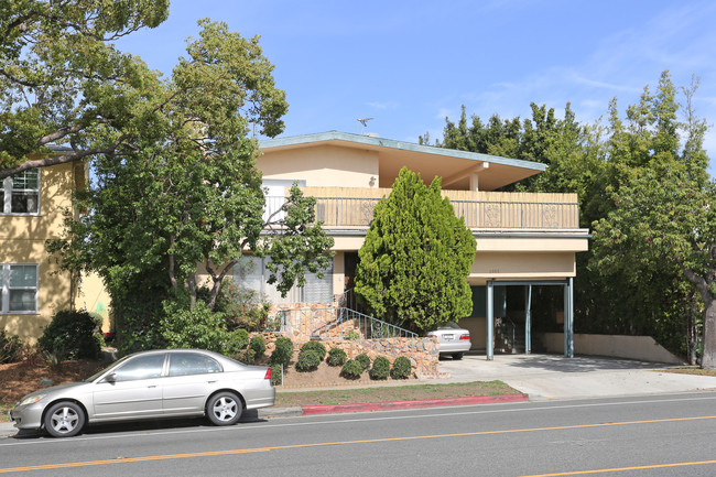 2153 Montana Ave in Santa Monica, CA - Building Photo - Building Photo