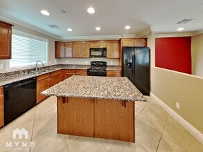 8932 Dorrell Ln in Las Vegas, NV - Building Photo - Building Photo