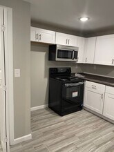 910 Cartwright St in Jonesboro, AR - Building Photo - Building Photo