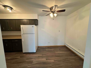 6605 Oak Forest Ave-Unit -6 in Tinley Park, IL - Building Photo - Building Photo