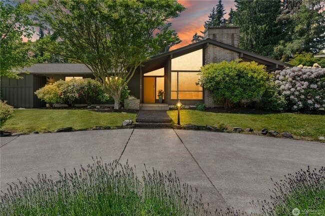 property at 11197 Killdeer Ln NE