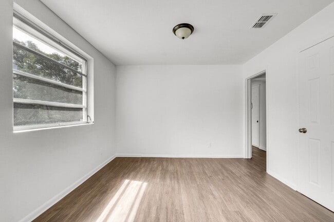 503 W 16th St in Jacksonville, FL - Building Photo - Building Photo