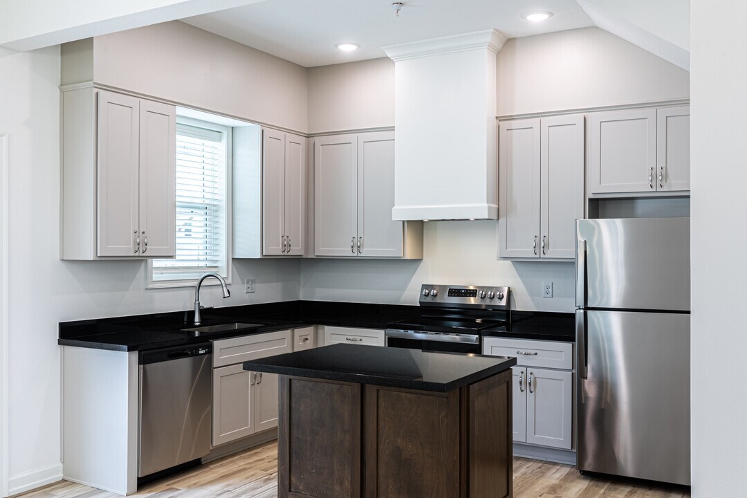 Magnolia Gardens in Greenbrier, AR - Building Photo