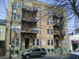 83-85 Mcwhorter St Apartments