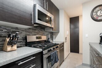 1605 Hotel Cir S in San Diego, CA - Building Photo - Building Photo