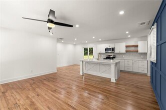 107 Eddie Ln SW in Mableton, GA - Building Photo - Building Photo