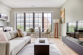 2210 Wisconsin Ave NW in Washington, DC - Building Photo - Building Photo