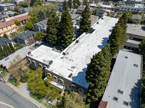 Bay Laurel Condominiums in San Mateo, CA - Building Photo - Building Photo