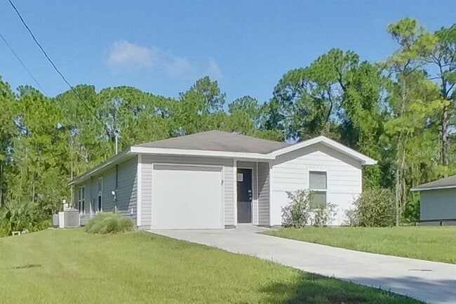 2103 Roosevelt Ave in Alva, FL - Building Photo - Building Photo