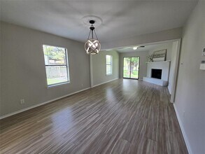 12706 Old San Antonio Rd in Manchaca, TX - Building Photo - Building Photo