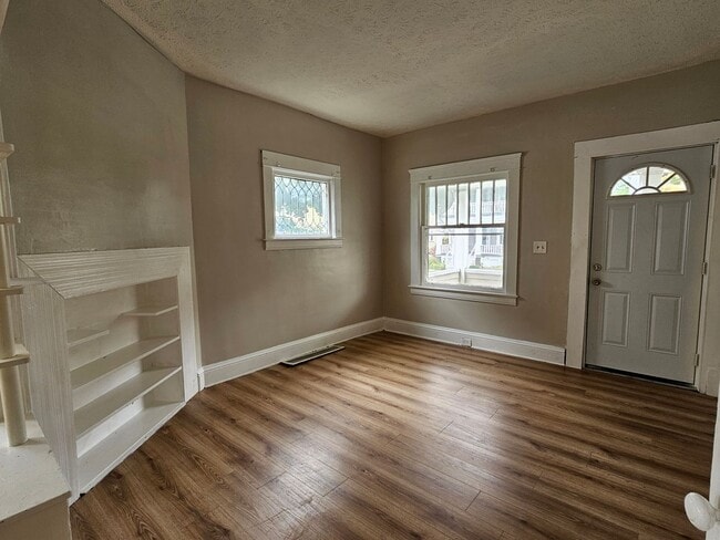 1279 Idlewood Ave in Lakewood, OH - Building Photo - Building Photo