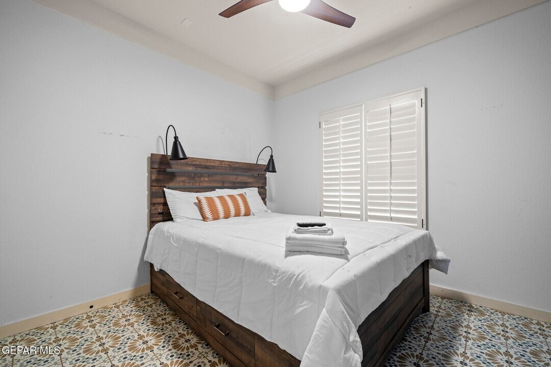 14677 Christian Castle in El Paso, TX - Building Photo