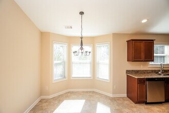 981 West Ave in Dallas, GA - Foto de edificio - Building Photo