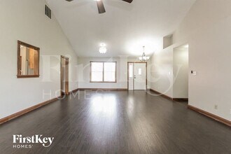 169 Meadows Ct in Pittsboro, IN - Building Photo - Building Photo