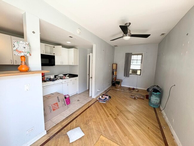 2610 W Rice St in Chicago, IL - Building Photo - Building Photo