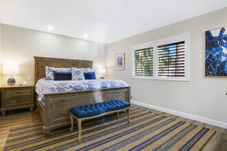 704 Club Dr in Palm Beach Gardens, FL - Building Photo - Building Photo