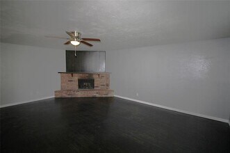 7309 Ashcrest Ln in Dallas, TX - Building Photo - Building Photo