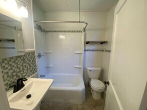 20 Farwell St in Lewiston, ME - Building Photo - Building Photo