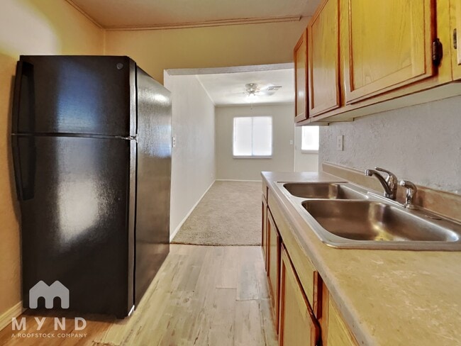 1042 W Taylor St in Phoenix, AZ - Foto de edificio - Building Photo