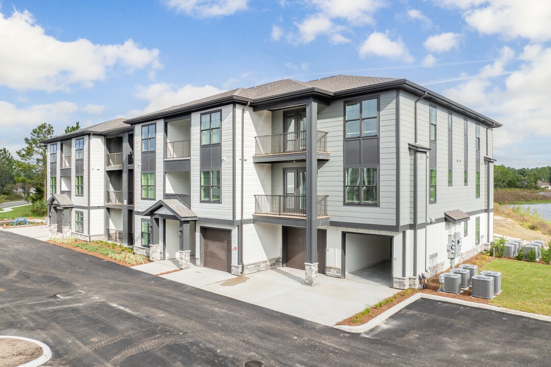 Evolve Palm Coast in Palm Coast, FL - Foto de edificio