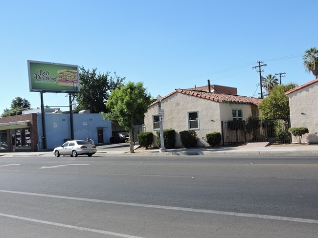 931 E Divisadero St in Fresno, CA - Building Photo - Building Photo